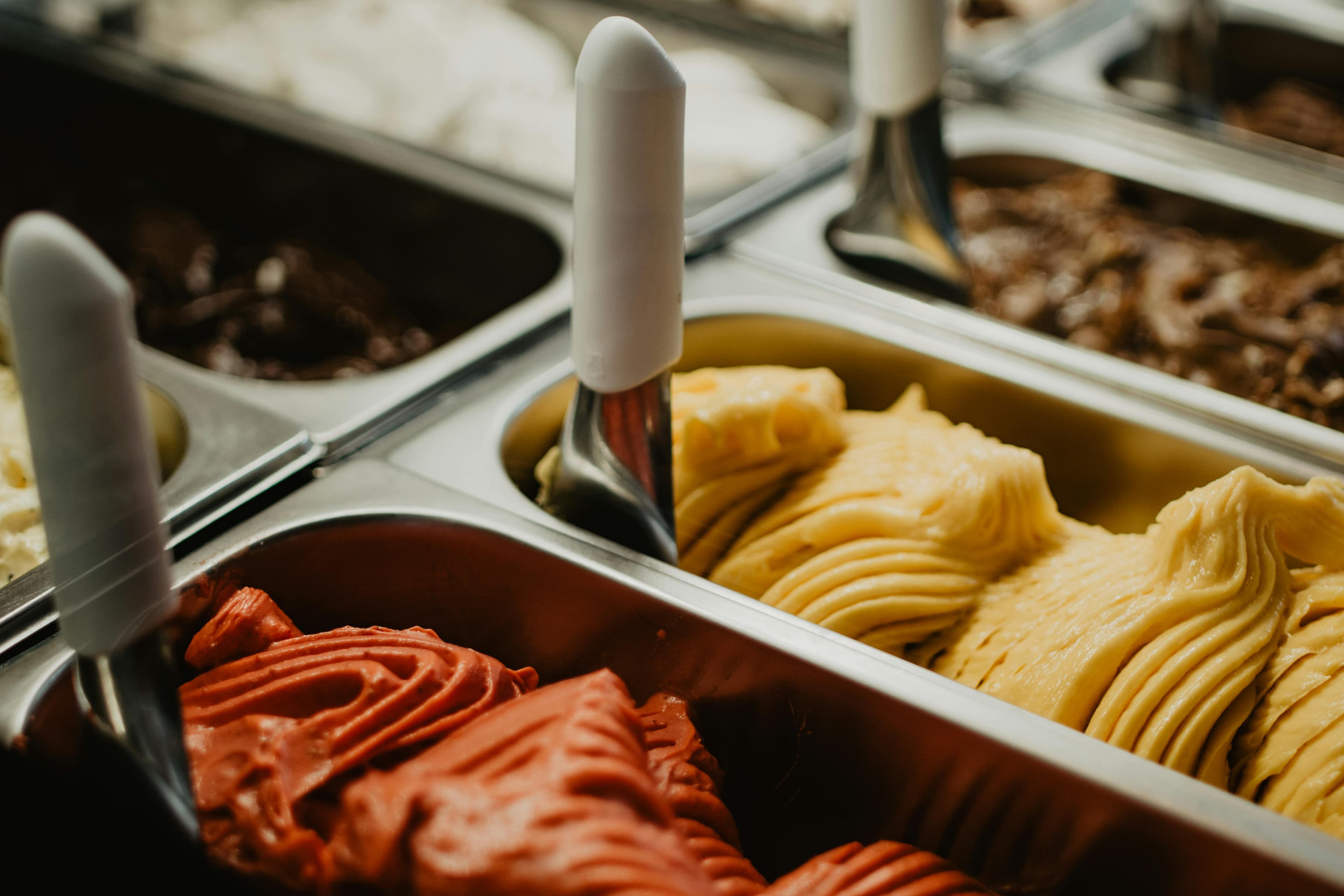 Vaschette di gelato artigianale al pozzetto